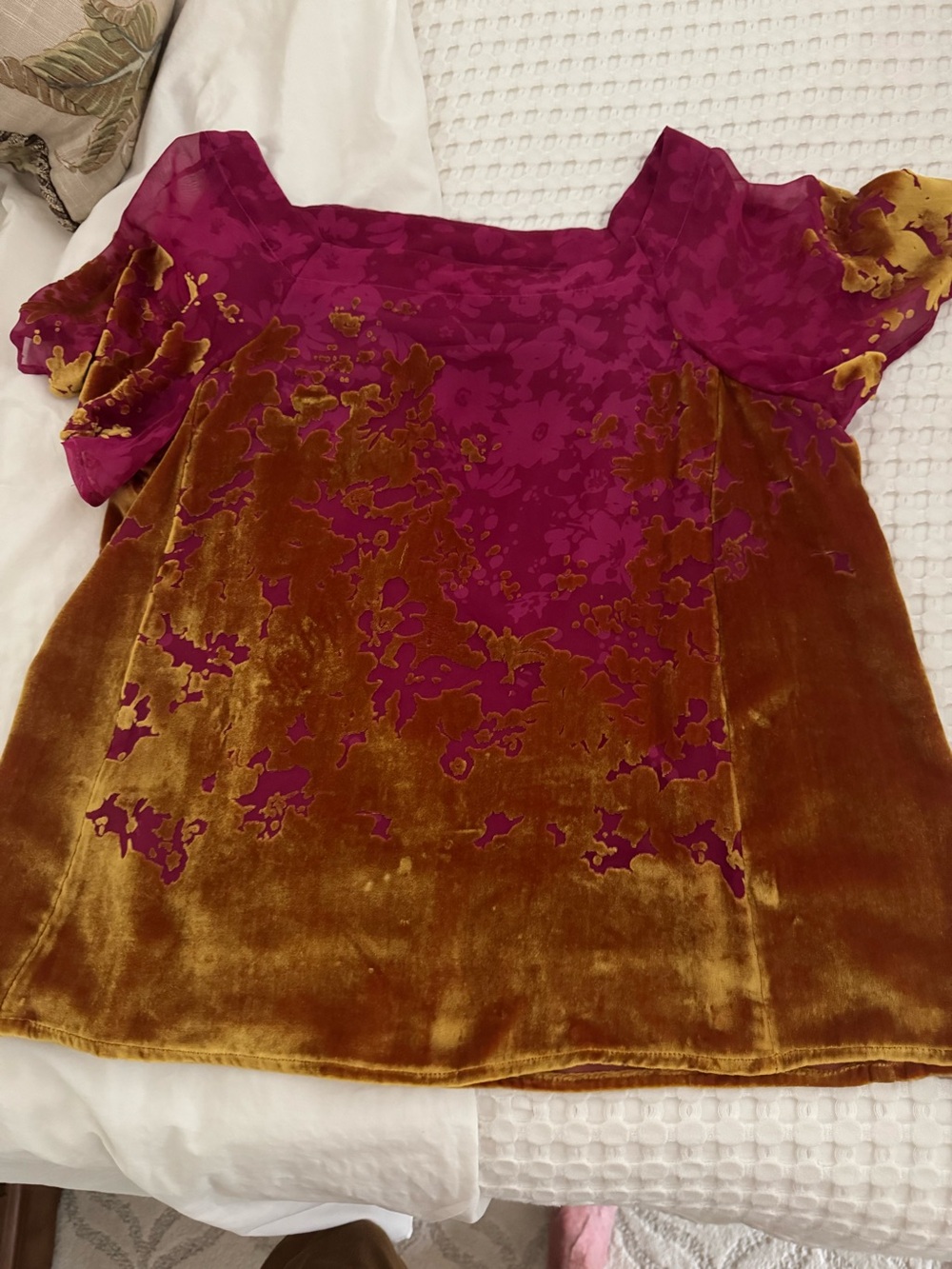Maeve Anthro Anthropologie cut velvet / silk shirt top